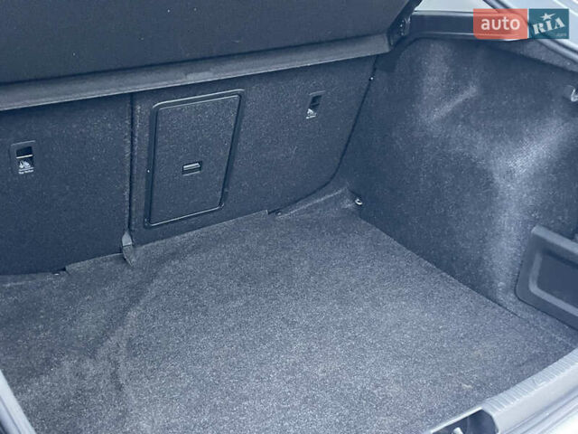 Серый Шкода Рапид, объемом двигателя 1.2 л и пробегом 160 тыс. км за 9400 $, фото 19 на Automoto.ua