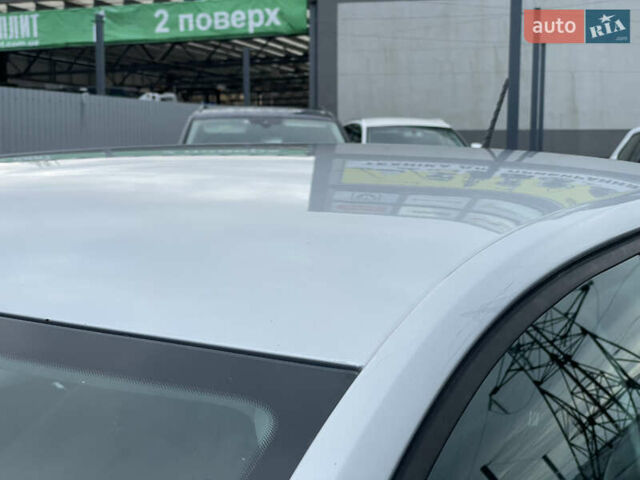 Серый Шкода Рапид, объемом двигателя 1.2 л и пробегом 160 тыс. км за 9400 $, фото 12 на Automoto.ua