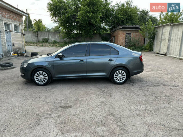 Сірий Шкода Рапід, об'ємом двигуна 1.6 л та пробігом 176 тис. км за 12900 $, фото 2 на Automoto.ua