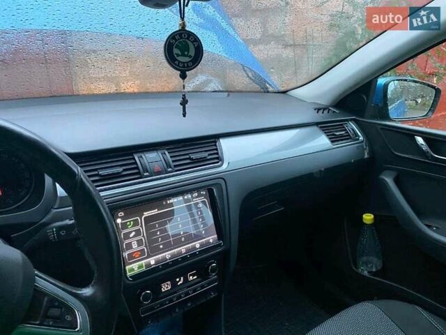 Синій Шкода Рапід, об'ємом двигуна 1.2 л та пробігом 147 тис. км за 3500 $, фото 6 на Automoto.ua