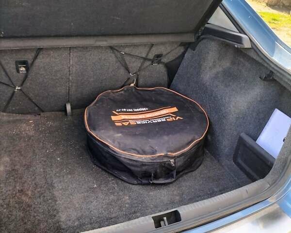 Синий Шкода Рапид, объемом двигателя 1.2 л и пробегом 170 тыс. км за 6666 $, фото 8 на Automoto.ua