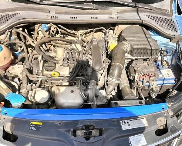 Синий Шкода Рапид, объемом двигателя 1.2 л и пробегом 170 тыс. км за 6666 $, фото 13 на Automoto.ua