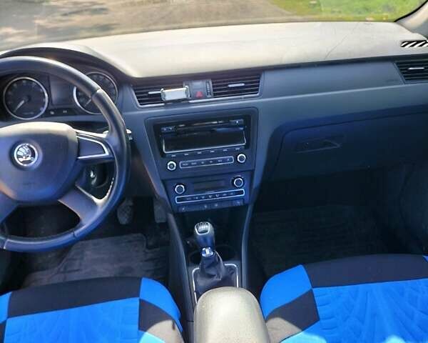 Синий Шкода Рапид, объемом двигателя 1.2 л и пробегом 170 тыс. км за 6666 $, фото 12 на Automoto.ua