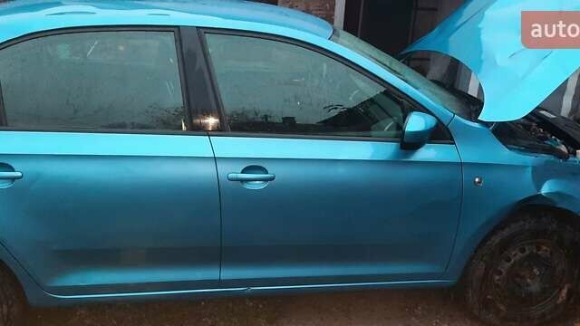 Синій Шкода Рапід, об'ємом двигуна 1.2 л та пробігом 147 тис. км за 3500 $, фото 3 на Automoto.ua