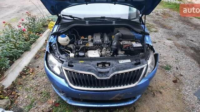 Синій Шкода Рапід, об'ємом двигуна 1.2 л та пробігом 147 тис. км за 3500 $, фото 15 на Automoto.ua
