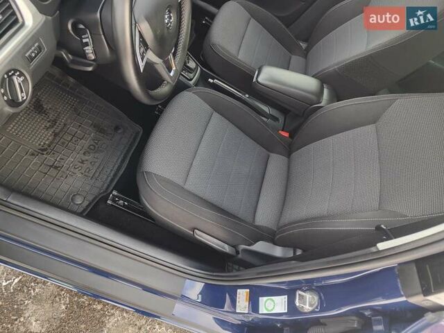 Синий Шкода Рапид, объемом двигателя 1.6 л и пробегом 219 тыс. км за 10450 $, фото 29 на Automoto.ua