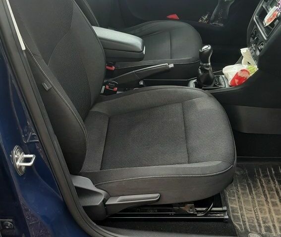 Синій Шкода Рапід, об'ємом двигуна 1.2 л та пробігом 236 тис. км за 8300 $, фото 4 на Automoto.ua