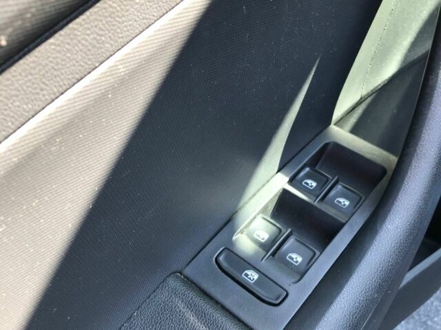 Синий Шкода Рапид, объемом двигателя 1.2 л и пробегом 130 тыс. км за 8700 $, фото 8 на Automoto.ua