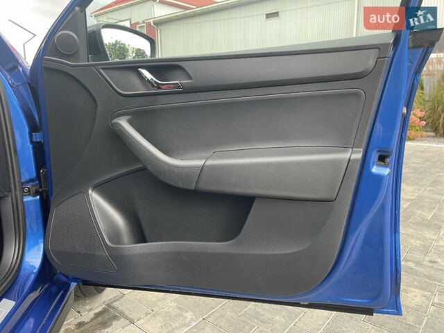 Синій Шкода Рапід, об'ємом двигуна 1.4 л та пробігом 220 тис. км за 12900 $, фото 17 на Automoto.ua