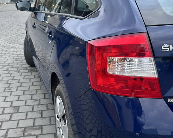 Синий Шкода Рапид, объемом двигателя 1.42 л и пробегом 238 тыс. км за 5999 $, фото 3 на Automoto.ua