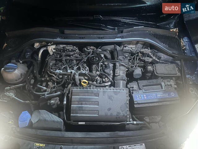 Синий Шкода Рапид, объемом двигателя 1.42 л и пробегом 238 тыс. км за 5999 $, фото 33 на Automoto.ua