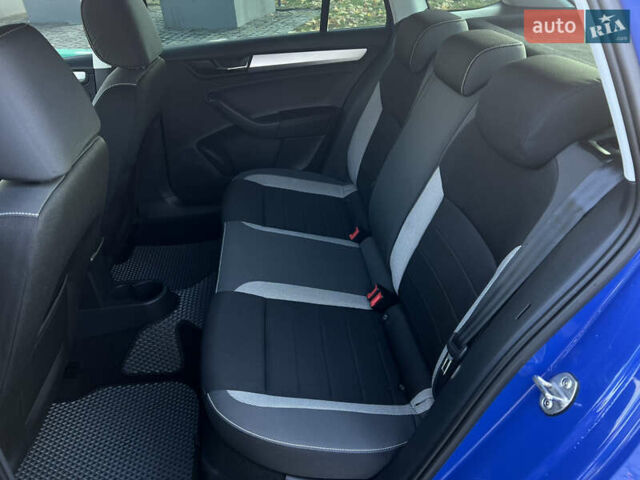 Шкода Рапід 2018 у Стрые на Automoto.ua Синій Шкода Рапід, об'ємом двигуна 1 л та пробігом 150 тис. км за 8699 $, фото 26 на Automoto.ua