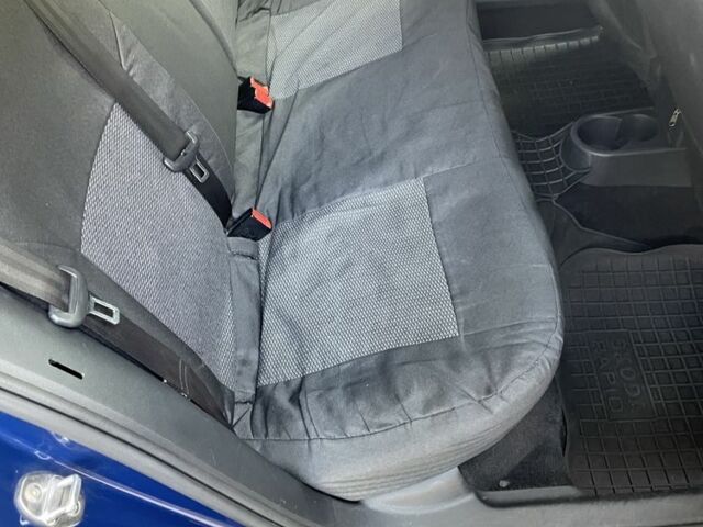 Синий Шкода Рапид, объемом двигателя 1.6 л и пробегом 320 тыс. км за 6500 $, фото 7 на Automoto.ua