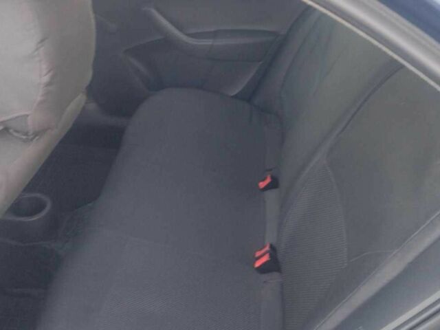 Синий Шкода Рапид, объемом двигателя 1.6 л и пробегом 1 тыс. км за 4733 $, фото 10 на Automoto.ua