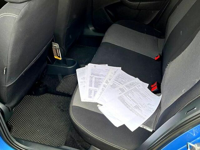 Шкода Рапид 2013 в Запорожье на Automoto.ua Синий Шкода Рапид, объемом двигателя 1.2 л и пробегом 122 тыс. км за 8500 $, фото 2 на Automoto.ua