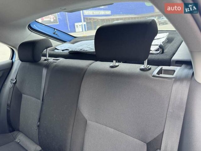 Синий Шкода Рапид, объемом двигателя 1.2 л и пробегом 132 тыс. км за 8000 $, фото 18 на Automoto.ua