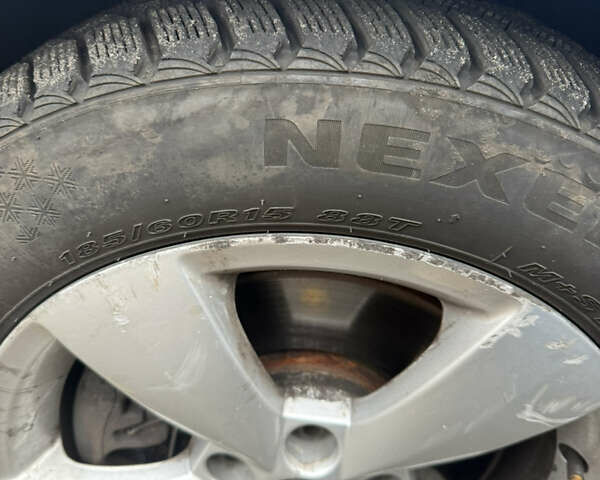 Синий Шкода Рапид, объемом двигателя 1.6 л и пробегом 257 тыс. км за 8300 $, фото 12 на Automoto.ua