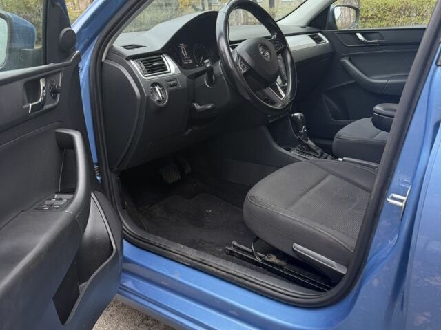 Синий Шкода Рапид, объемом двигателя 1.6 л и пробегом 257 тыс. км за 8300 $, фото 7 на Automoto.ua