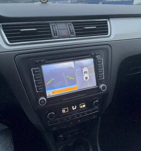 Синий Шкода Рапид, объемом двигателя 1.6 л и пробегом 258 тыс. км за 7850 $, фото 1 на Automoto.ua