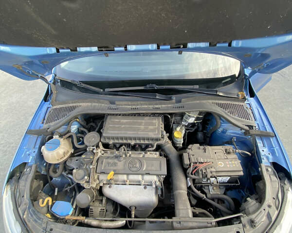 Синий Шкода Рапид, объемом двигателя 1.6 л и пробегом 172 тыс. км за 5950 $, фото 11 на Automoto.ua