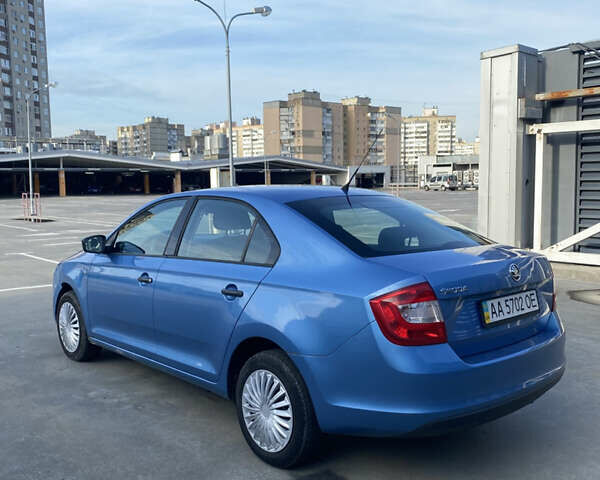 Синий Шкода Рапид, объемом двигателя 1.6 л и пробегом 172 тыс. км за 5950 $, фото 4 на Automoto.ua