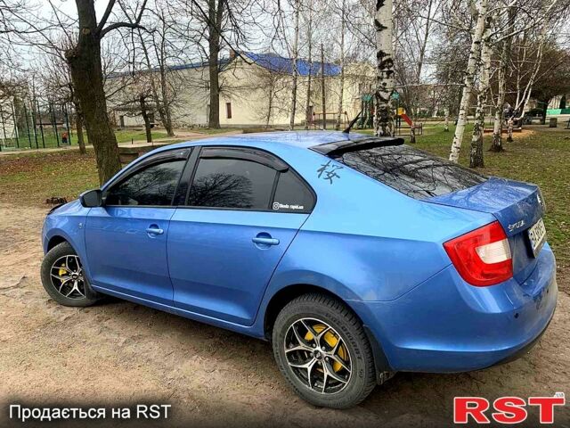 Синий Шкода Рапид, объемом двигателя 1.2 л и пробегом 161 тыс. км за 6300 $, фото 2 на Automoto.ua