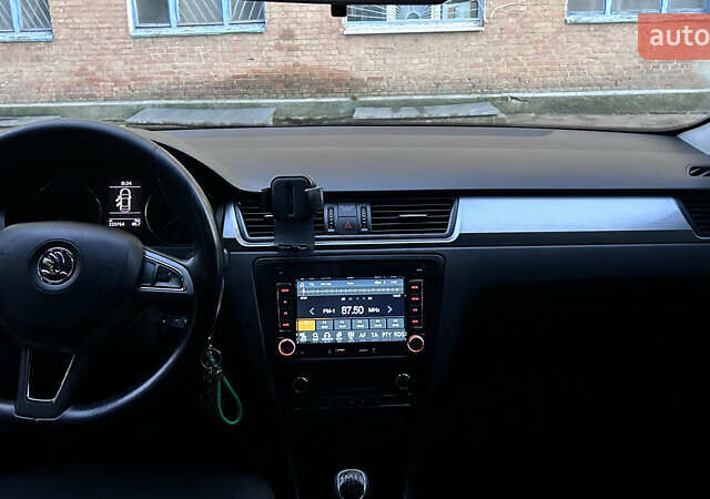 Шкода Рапид 2015 в Кропивницком (Кировограде) на Automoto.ua Синий Шкода Рапид, объемом двигателя 1.6 л и пробегом 220 тыс. км за 7500 $, фото 8 на Automoto.ua