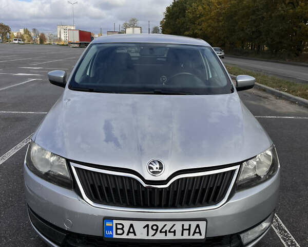 Шкода Рапид 2015 в Кропивницком (Кировограде) на Automoto.ua Синий Шкода Рапид, объемом двигателя 1.6 л и пробегом 200 тыс. км за 8800 $, фото 15 на Automoto.ua
