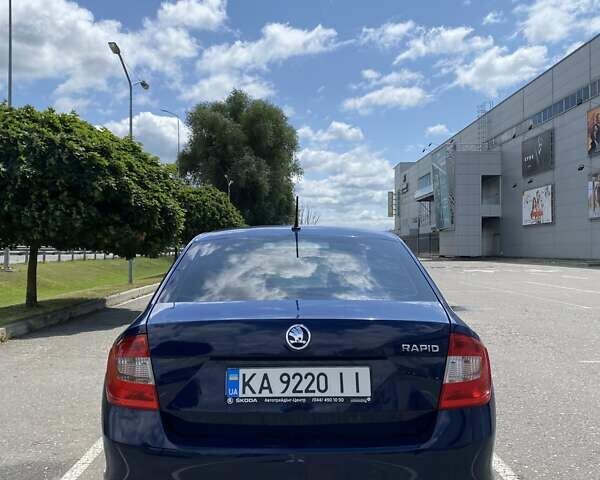 Синий Шкода Рапид, объемом двигателя 1.6 л и пробегом 159 тыс. км за 8900 $, фото 7 на Automoto.ua