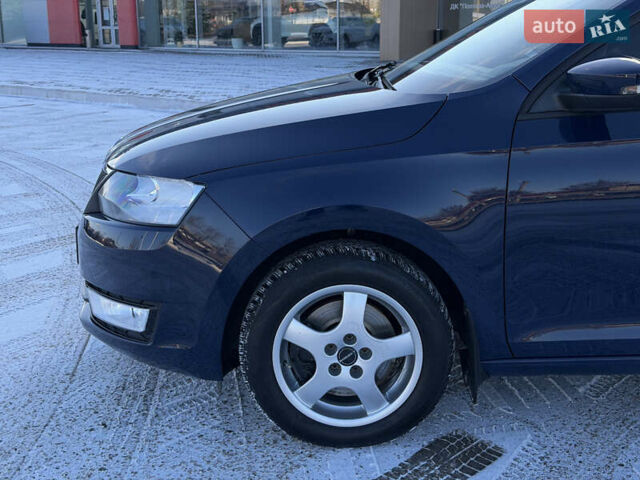 Синій Шкода Рапід, об'ємом двигуна 1.6 л та пробігом 93 тис. км за 12350 $, фото 83 на Automoto.ua