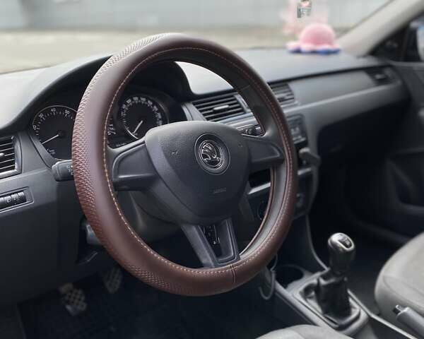 Синий Шкода Рапид, объемом двигателя 1.6 л и пробегом 159 тыс. км за 8900 $, фото 10 на Automoto.ua