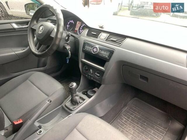 Синій Шкода Рапід, об'ємом двигуна 1.6 л та пробігом 118 тис. км за 8790 $, фото 27 на Automoto.ua