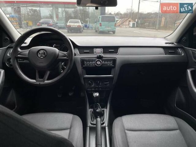 Синий Шкода Рапид, объемом двигателя 1.6 л и пробегом 144 тыс. км за 8800 $, фото 20 на Automoto.ua