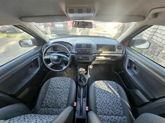 Белый Шкода Румстер, объемом двигателя 1.4 л и пробегом 375 тыс. км за 3187 $, фото 4 на Automoto.ua