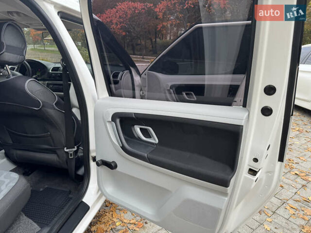 Шкода Румстер 2007 у Дрогобичі на Automoto.ua Білий Шкода Румстер, об'ємом двигуна 1.4 л та пробігом 244 тис. км за 4650 $, фото 60 на Automoto.ua