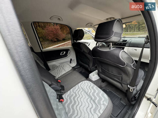 Шкода Румстер 2007 у Дрогобичі на Automoto.ua Білий Шкода Румстер, об'ємом двигуна 1.4 л та пробігом 244 тис. км за 4650 $, фото 62 на Automoto.ua