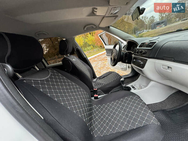 Шкода Румстер 2007 у Дрогобичі на Automoto.ua Білий Шкода Румстер, об'ємом двигуна 1.4 л та пробігом 244 тис. км за 4650 $, фото 57 на Automoto.ua