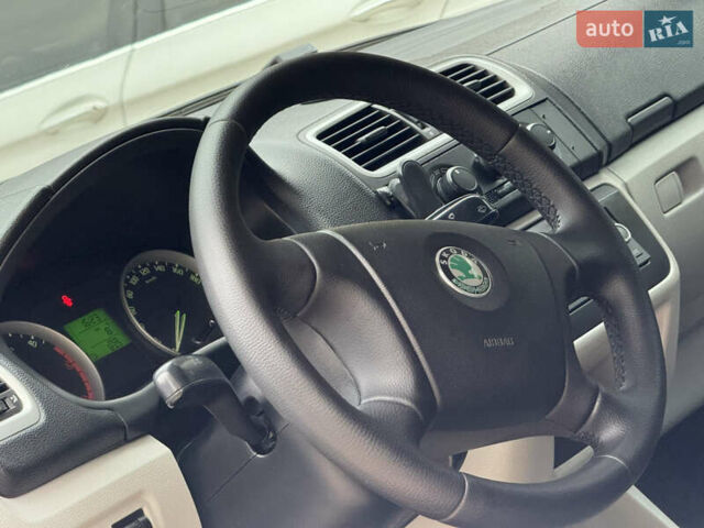 Шкода Румстер 2007 у Дрогобичі на Automoto.ua Білий Шкода Румстер, об'ємом двигуна 1.4 л та пробігом 244 тис. км за 4650 $, фото 53 на Automoto.ua