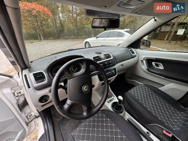 Шкода Румстер 2007 у Дрогобичі на Automoto.ua Білий Шкода Румстер, об'ємом двигуна 1.4 л та пробігом 244 тис. км за 4650 $, фото 47 на Automoto.ua