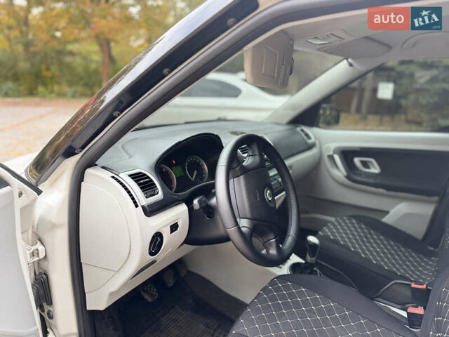 Шкода Румстер 2007 у Дрогобичі на Automoto.ua Білий Шкода Румстер, об'ємом двигуна 1.4 л та пробігом 244 тис. км за 4650 $, фото 42 на Automoto.ua