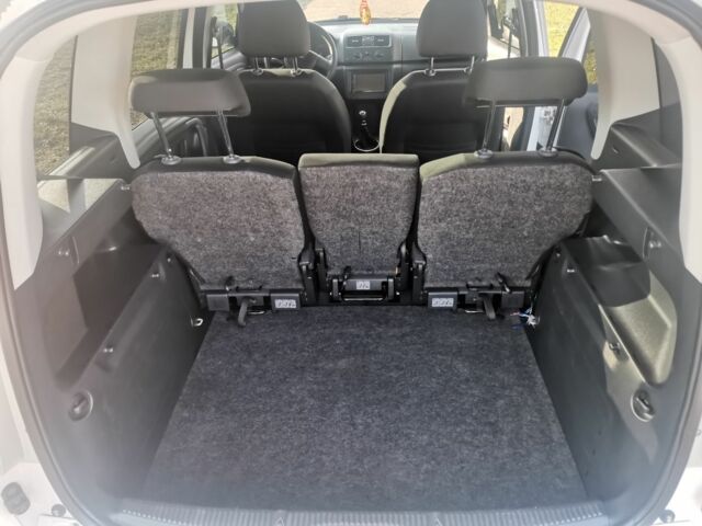 Белый Шкода Румстер, объемом двигателя 0 л и пробегом 214 тыс. км за 5750 $, фото 6 на Automoto.ua