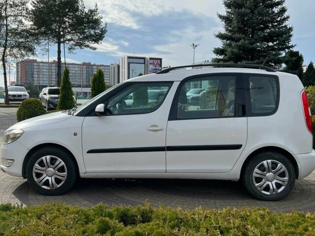 Белый Шкода Румстер, объемом двигателя 1.4 л и пробегом 194 тыс. км за 6200 $, фото 3 на Automoto.ua