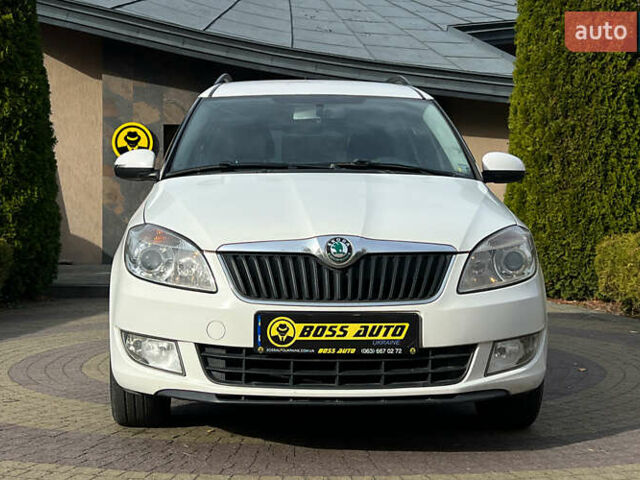 Белый Шкода Румстер, объемом двигателя 1.39 л и пробегом 194 тыс. км за 6200 $, фото 1 на Automoto.ua