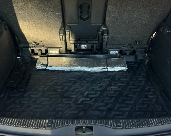 Білий Шкода Румстер, об'ємом двигуна 1.6 л та пробігом 300 тис. км за 6200 $, фото 10 на Automoto.ua