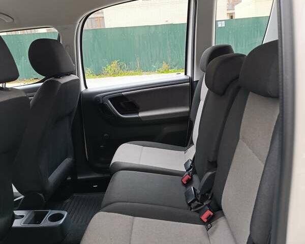 Білий Шкода Румстер, об'ємом двигуна 1.6 л та пробігом 227 тис. км за 7300 $, фото 13 на Automoto.ua