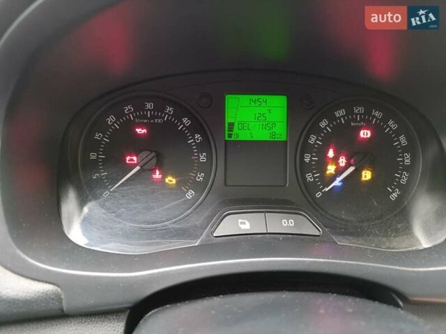 Білий Шкода Румстер, об'ємом двигуна 1.6 л та пробігом 227 тис. км за 7300 $, фото 7 на Automoto.ua