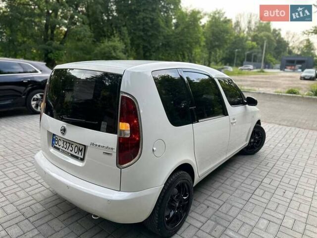 Білий Шкода Румстер, об'ємом двигуна 1.42 л та пробігом 243 тис. км за 4950 $, фото 30 на Automoto.ua