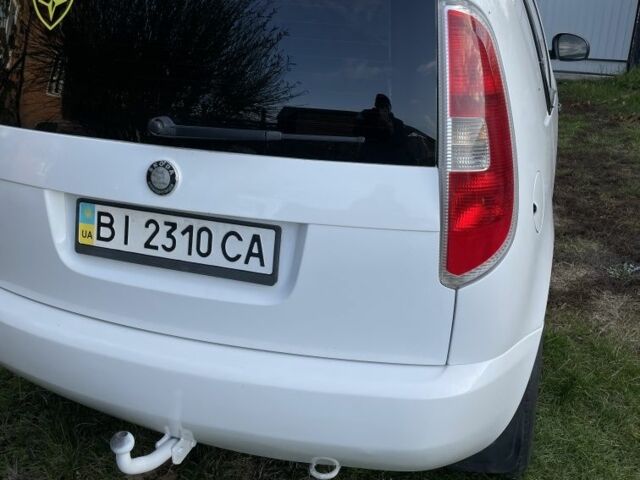 Білий Шкода Румстер, об'ємом двигуна 1.4 л та пробігом 422 тис. км за 4000 $, фото 1 на Automoto.ua