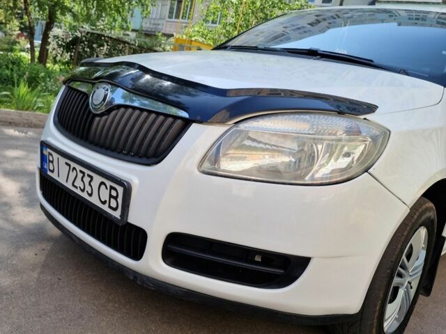 Білий Шкода Румстер, об'ємом двигуна 1.4 л та пробігом 239 тис. км за 4000 $, фото 17 на Automoto.ua