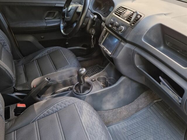 Білий Шкода Румстер, об'ємом двигуна 1.4 л та пробігом 239 тис. км за 4000 $, фото 14 на Automoto.ua